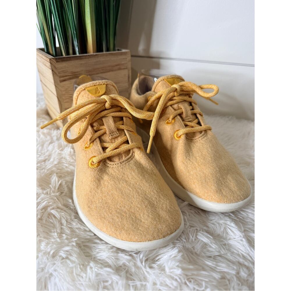 Allbirds Women’s Merino Wool Runners Lace Up Walking Sneakers Turk Yellow Size 9 - Picture 2 of 9